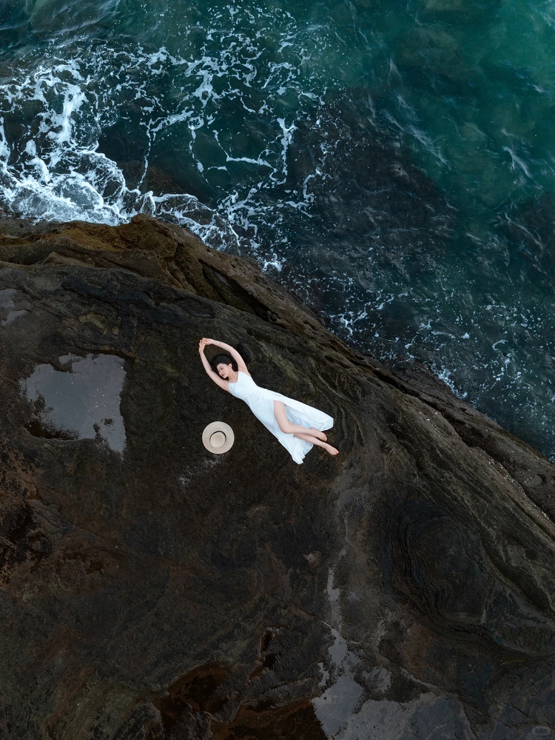 我发现了一个绝美的海🏝️涠洲岛石螺口_4_涠洲岛旅拍